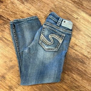 Silver Capris. Size 31